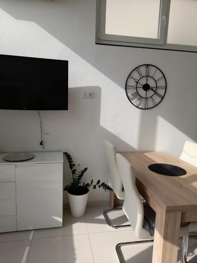 Ml Apartman Senj  Eksteriør bilde